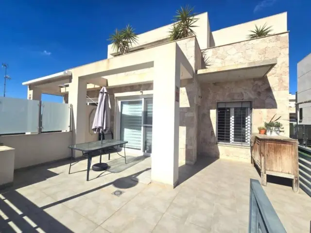 Terraced house on Calle C. Cesar Mateo Cid 29
