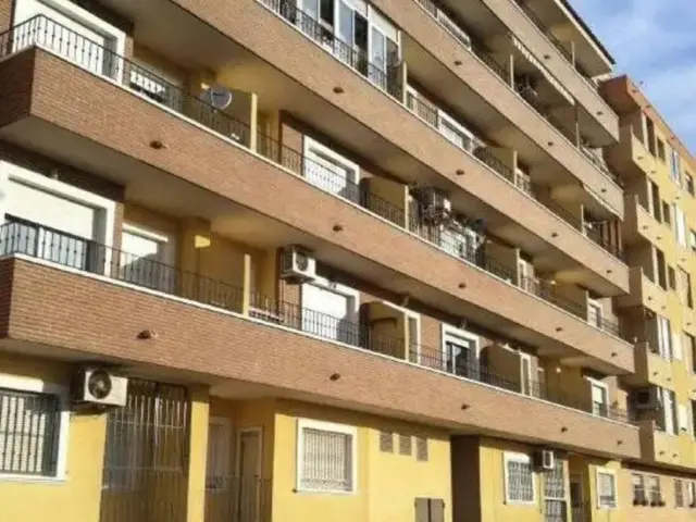 Apartment on Maestro Manuel Serrano Street