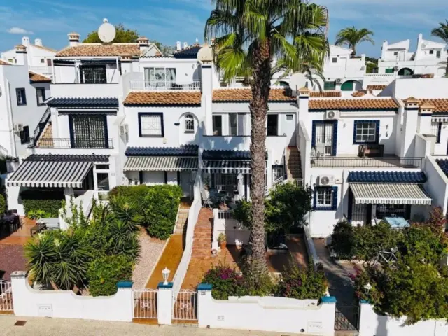 Chalet in Orihuela