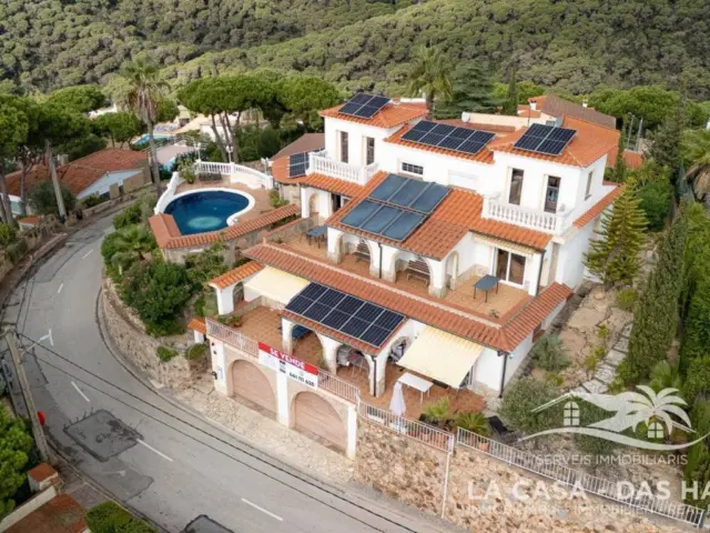 House on Carrer de Montecarlo photo 7