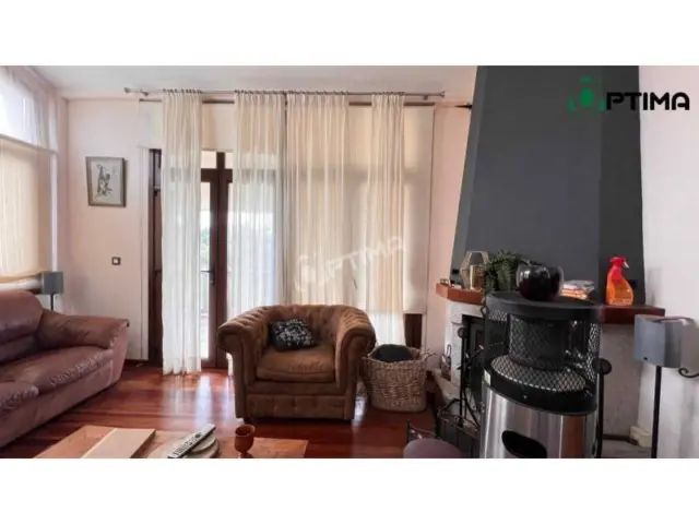 Chalet in Boqueixón