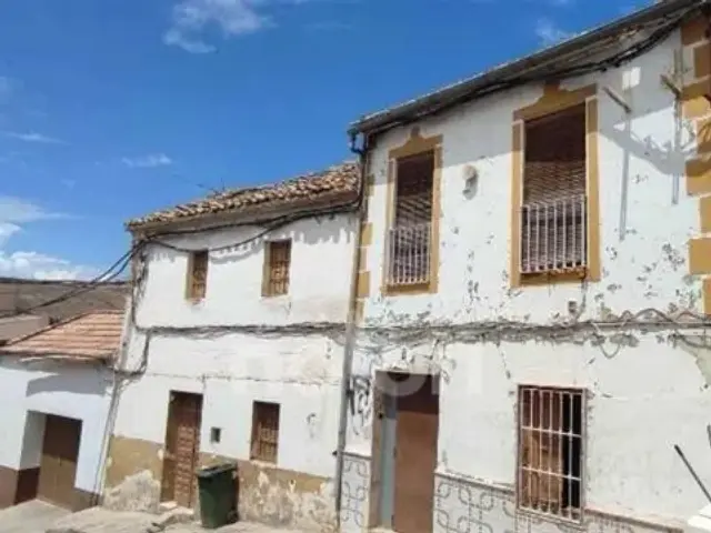 Casa adosada en Pinos Puente