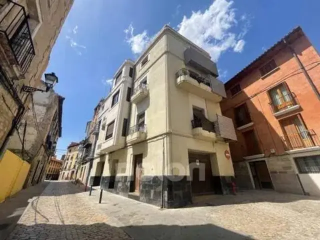 Apartment in the Historic Quarter