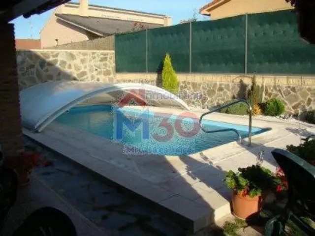 Chalet en Ribera Baja - Erriberabeitia