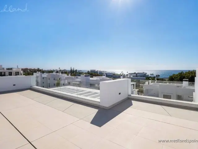 Apartment in Estepona photo 10