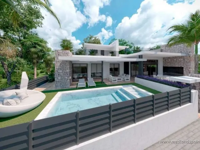 Chalet in Los Alcázares