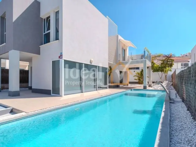 Villa in Adeje