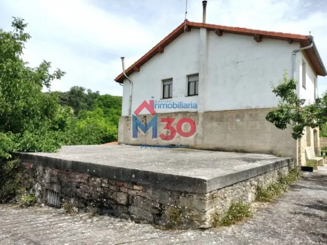 Terraced house in Añana