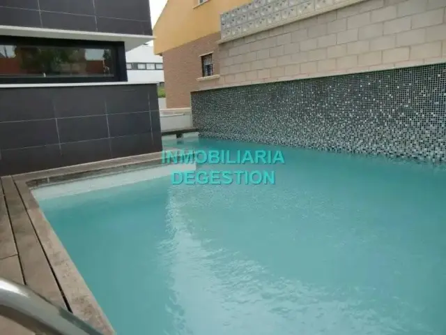 Chalet in Linares photo 17