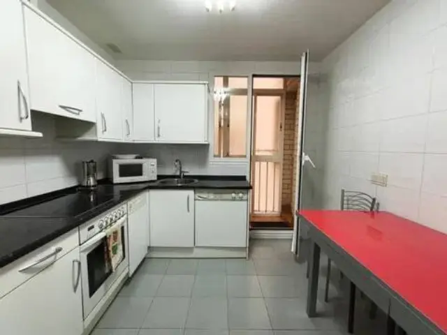 Apartment in Ermitagaña-Mendebaldea-Etxabakoitz photo 18