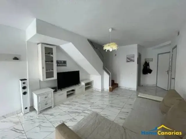 Townhouse in La Oliva photo 8