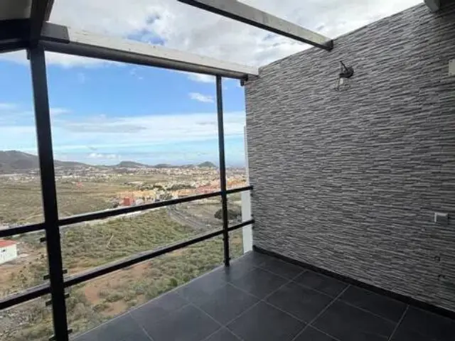 Penthouse on Calle Coroma photo 3