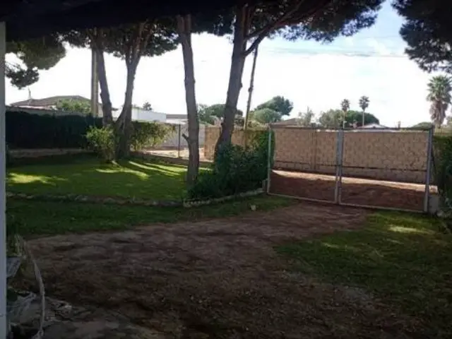 Rustic house in Novo Sancti Petri