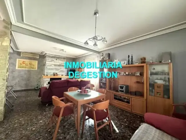 Chalet in Linares photo 23