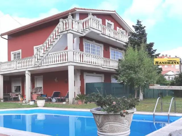 Semi-detached house in Ares