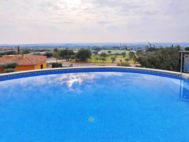 Chalet in Palau-Saverdera