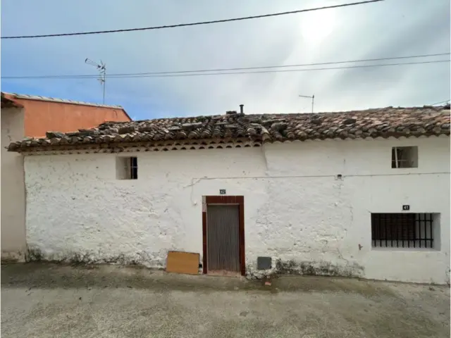 House in Bejís
