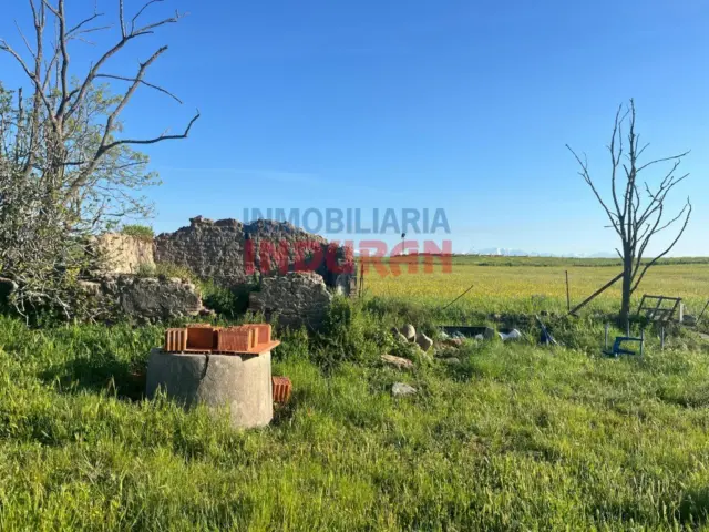 Rustic farm in Peraleda de la Mata