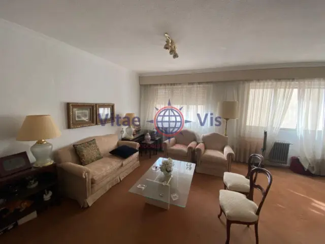 Apartment on Avenida Juan Carlos I photo 2