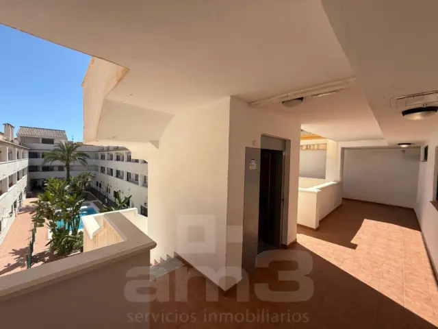 Penthouse in the Town Centre photo 3