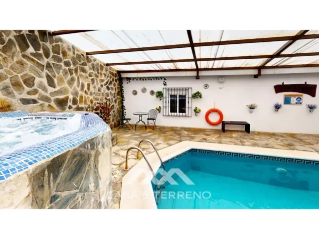 Chalet in Sayalonga photo 2
