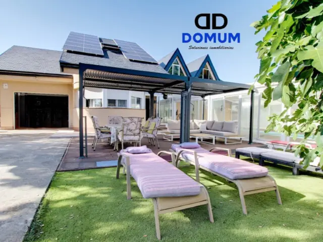 Chalet in Eurovillas photo 3