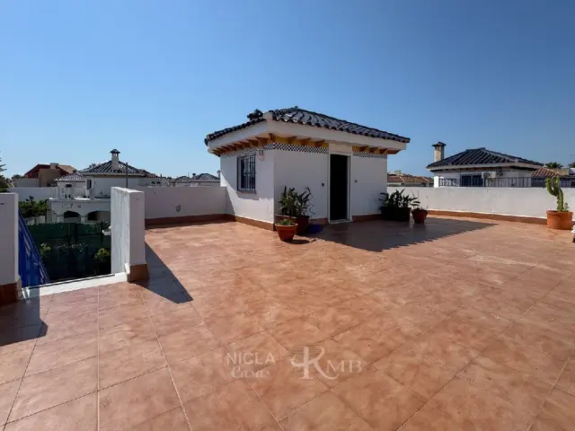House on Avenida Ciudad de Castellón photo 32