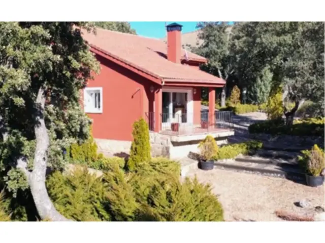 Chalet in Los Ángeles de San Rafael
