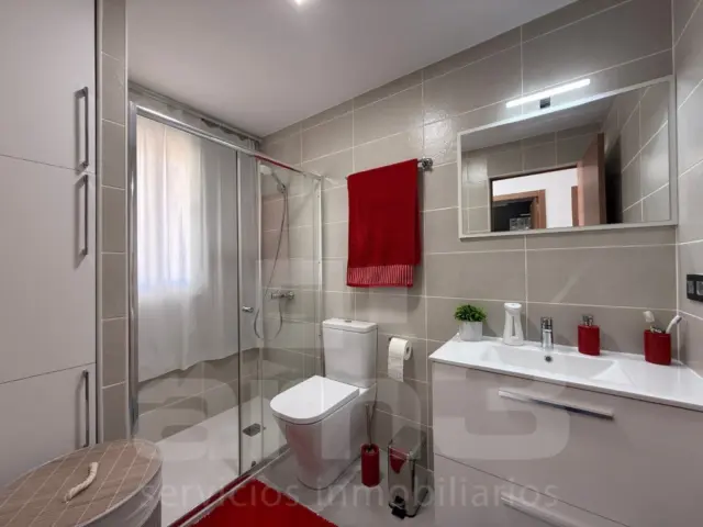 Penthouse in the Town Centre photo 6