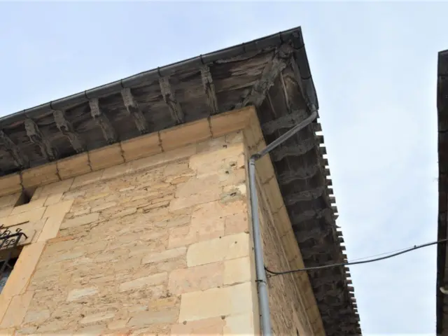 House on Calle de Santa Marina, 16 photo 8