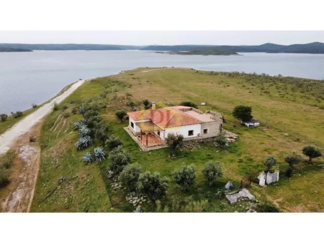 Rustic finca in Garrovillas de Alconétar