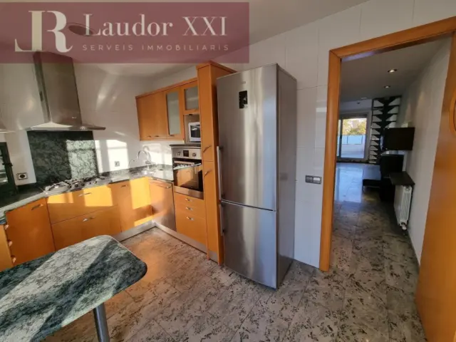 Apartment in Centre photo 9