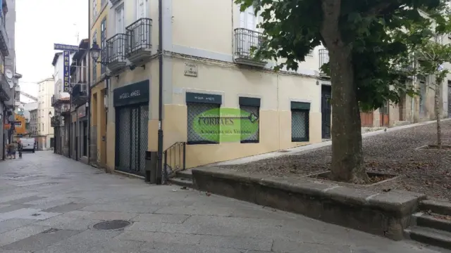 Local comercial en venta en Ourense, Casco Vello (Ourense Capital) de 65.000 €