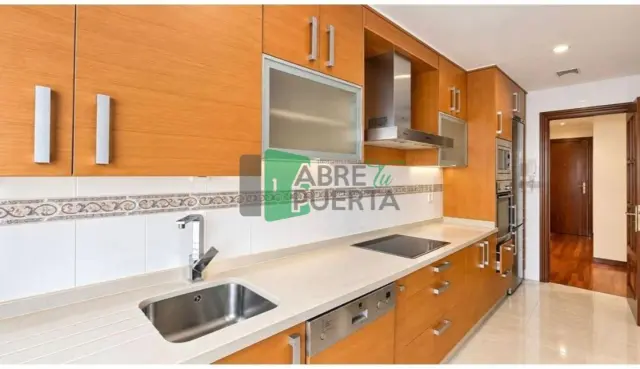 Top-floor apartment in O Carballiño