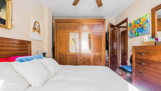 Apartment on Memphis Street photo 20