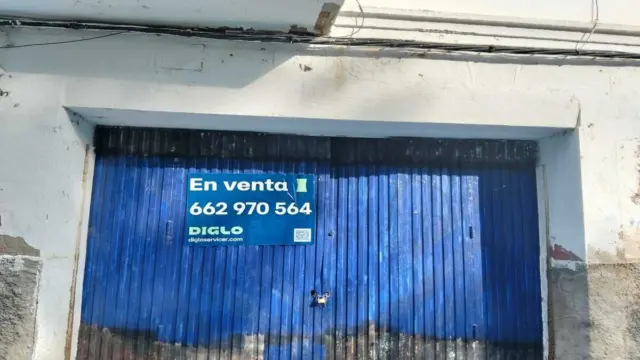 Apartment on Calle de la Calzada San Lázaro, 12