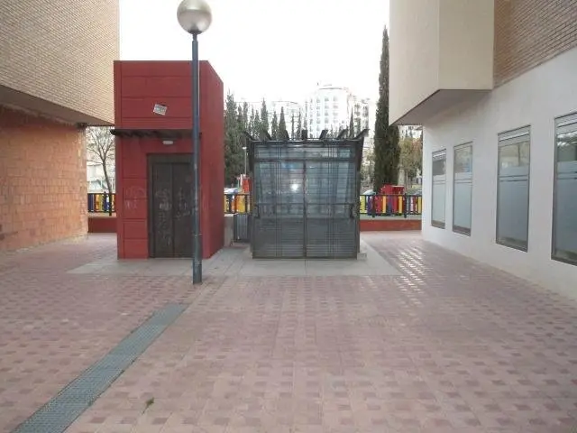Piso en Avenida calle Concepción Gimeno Gil, nº 3