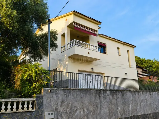 Chalet on Ur Bosq Batlloria 47, Riells I Viabrea photo 4