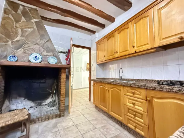Chalet on Calle Válor photo 2