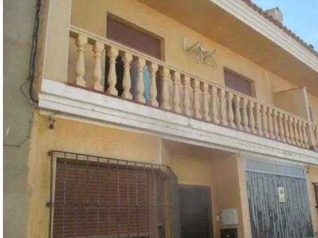 Casa adosada en calle de la Buenavista