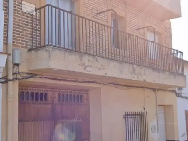 House - Vista 4