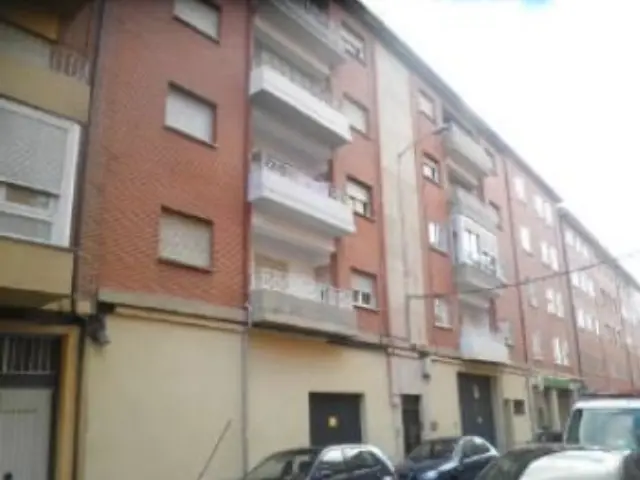 Piso en calle Clheroes de Toledo