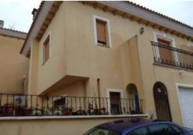 Terraced house on Calle San Roque