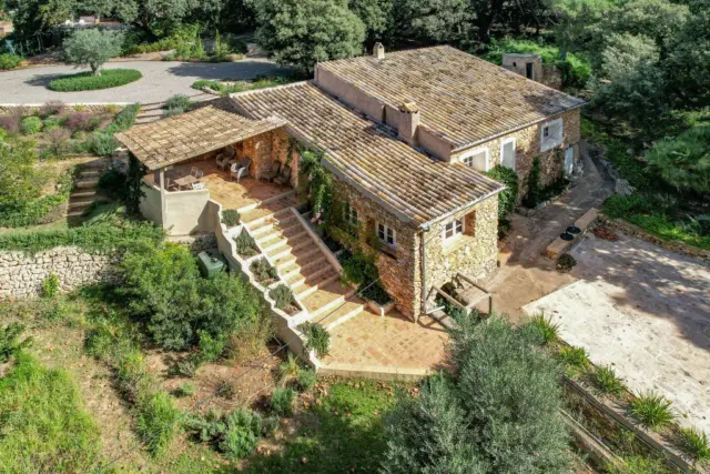 Rustic Finca in Capdepera