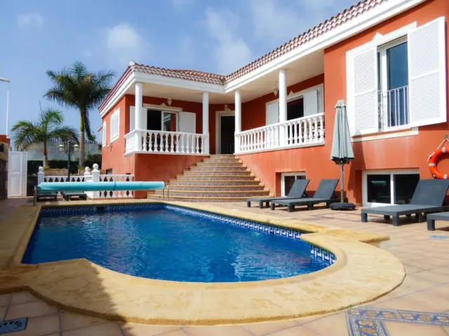 House for sale in Callao Salvaje-Playa Paraíso-Armeñime, Callao Salvaje-Playa Paraíso-Armeñime (Adeje) of 695.000 €