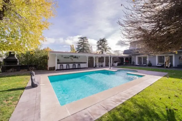 Chalet en Villafranca del Castillo