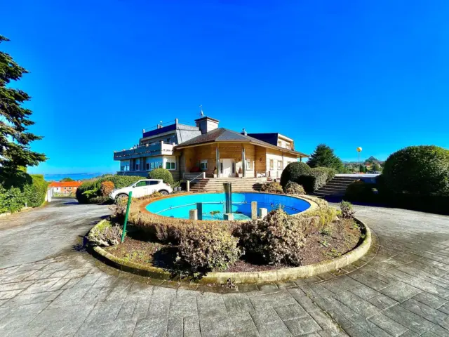 Chalet in Bergondiño