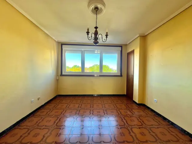 Apartment at Plaza de la Cultura, 12