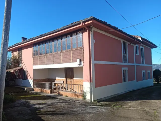 Rustic property on Calle Moñes, No. 115