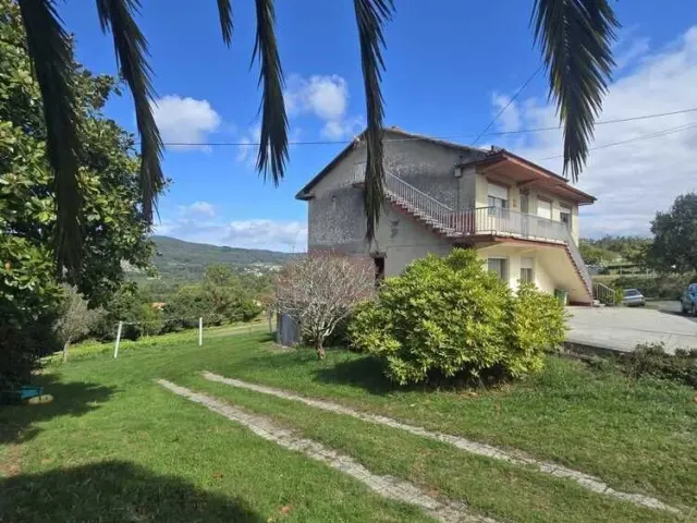 Rustic Finca in Sedes-Pedroso-Doso